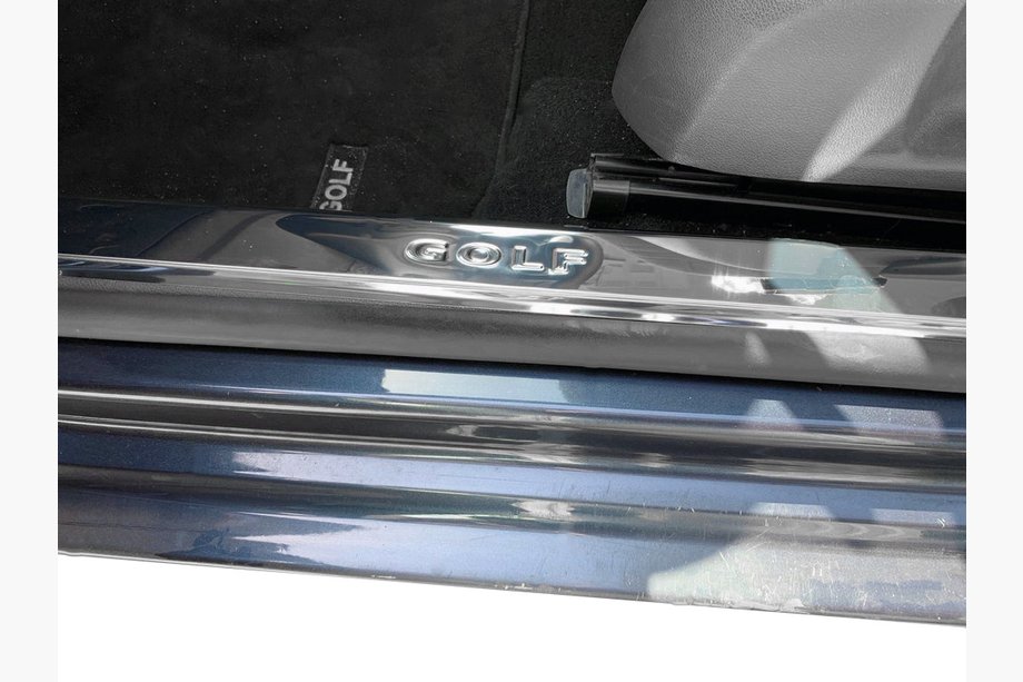 Volkswagen Golf 5 2003–2009 Invändiga instegslister (2 st, rostfritt stål) Image