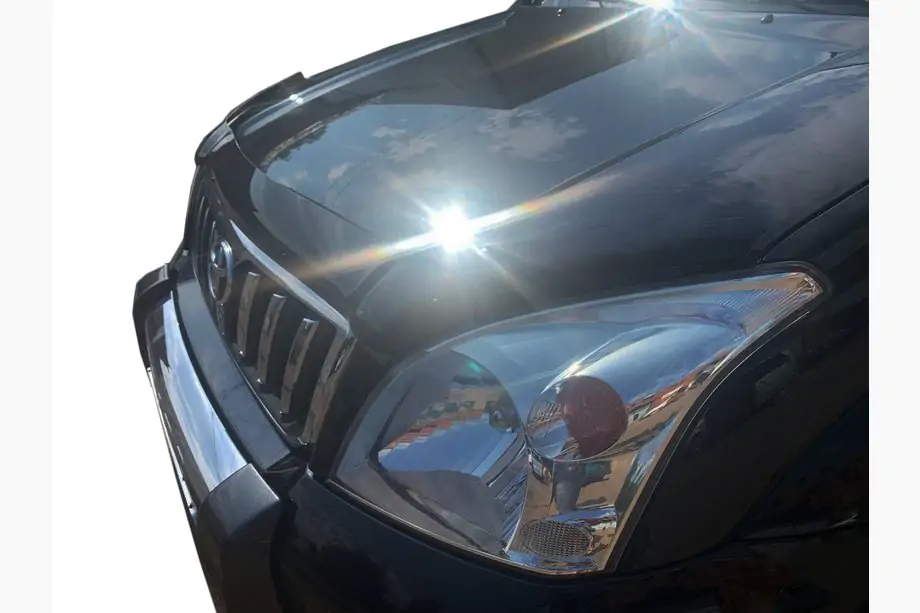 Toyota Land Cruiser Prado 120 2002–2009 Huvdeflektor (HIC) Image
