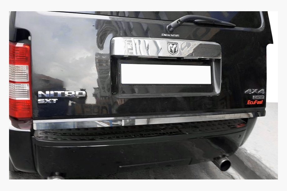 Dodge Nitro 2006–2011 Kromlist till baklucka (rostfritt stål) Image