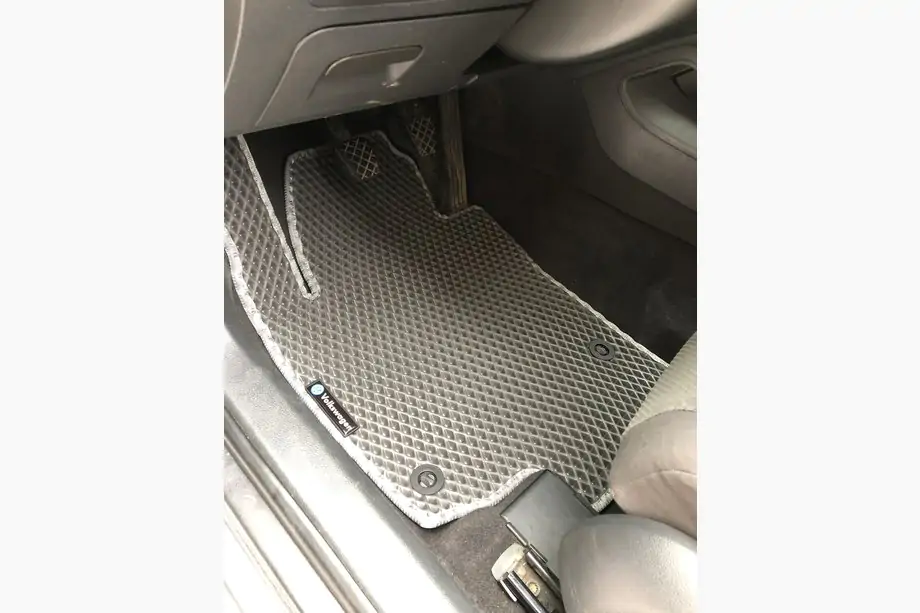 Volkswagen Golf 5 2003–2009 EVA bilmattor (svarta) Image