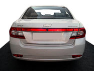 Chevrolet Epica 2006–2014 Kromlist för bagagelucka (rostfritt) foto 1