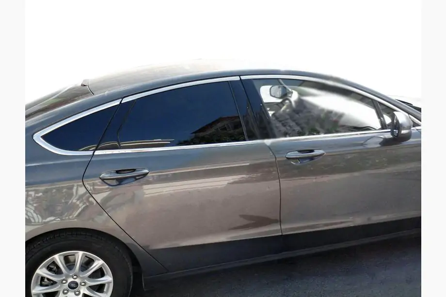 Ford Mondeo 2014–2022 Komplett fönsterlist (12 st, rostfritt) Image