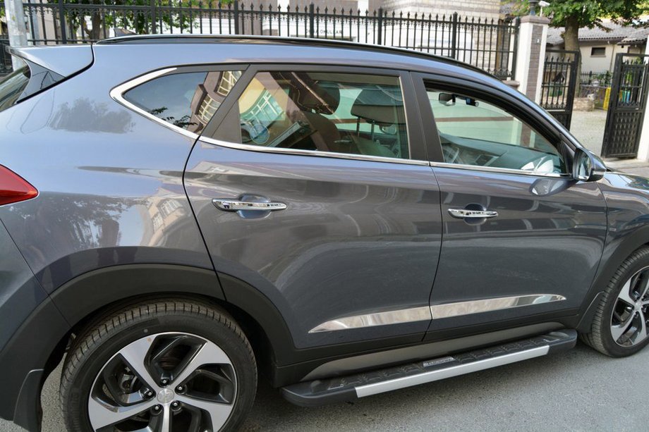 Hyundai Tucson TL 2016–2021 Dörrlister (breda, 4 st, rostfritt stål) Image