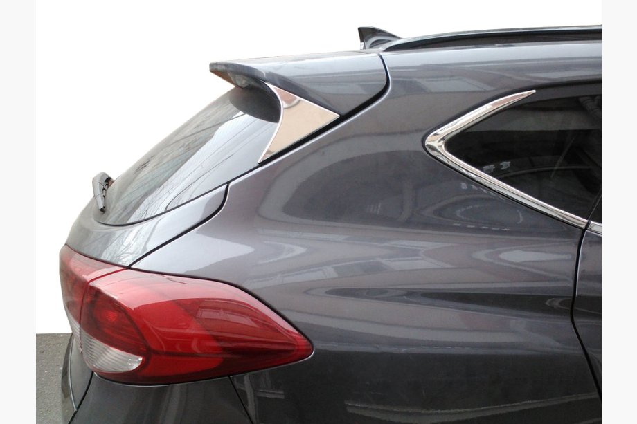 Hyundai Tucson TL 2016–2021 Trekantslist till baklucka (rostfritt stål) Image