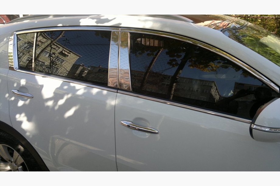 Ford Focus II 2008–2011 Dörrstolpslist (rostfritt stål) Image
