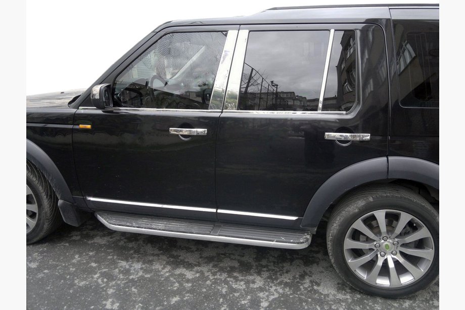 Land Rover Discovery IV 2009–2017 Dörrstolpslister (6 st, rostfritt) Image