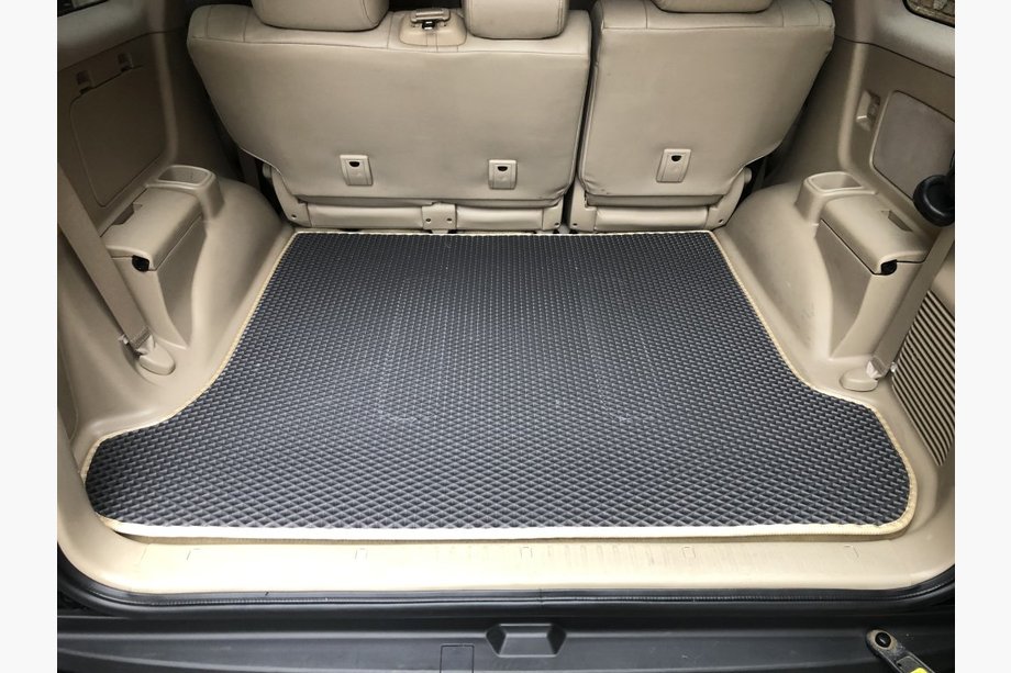 Lexus GX470 2002–2009 Bagagerumsmatta Svart (EVA, 5 eller 7 säten) Image