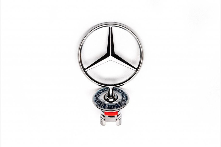 Mercedes S-class W222 2013–2022 Emblem med riktkors (med text) Image