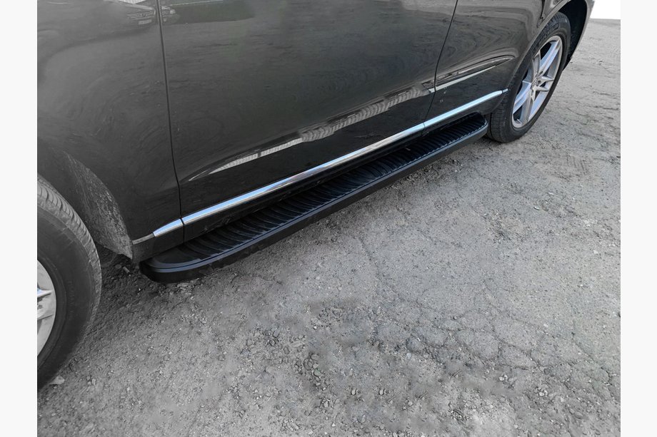 Audi Q5 2008–2017 Sidosteg Tayga Black (2 st, aluminium) Image