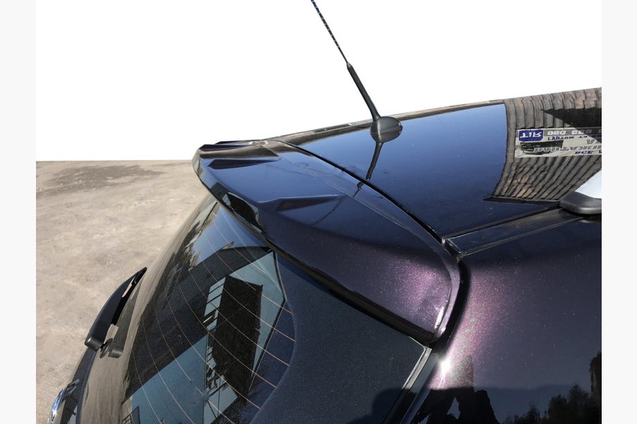 Nissan Qashqai 2010–2014 Spoiler typ 1 (för lackering) Image