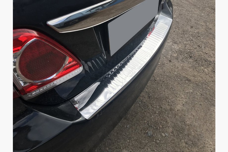 Toyota Corolla 2007–2013 Bakre stötfångarskydd i rostfritt stål Image