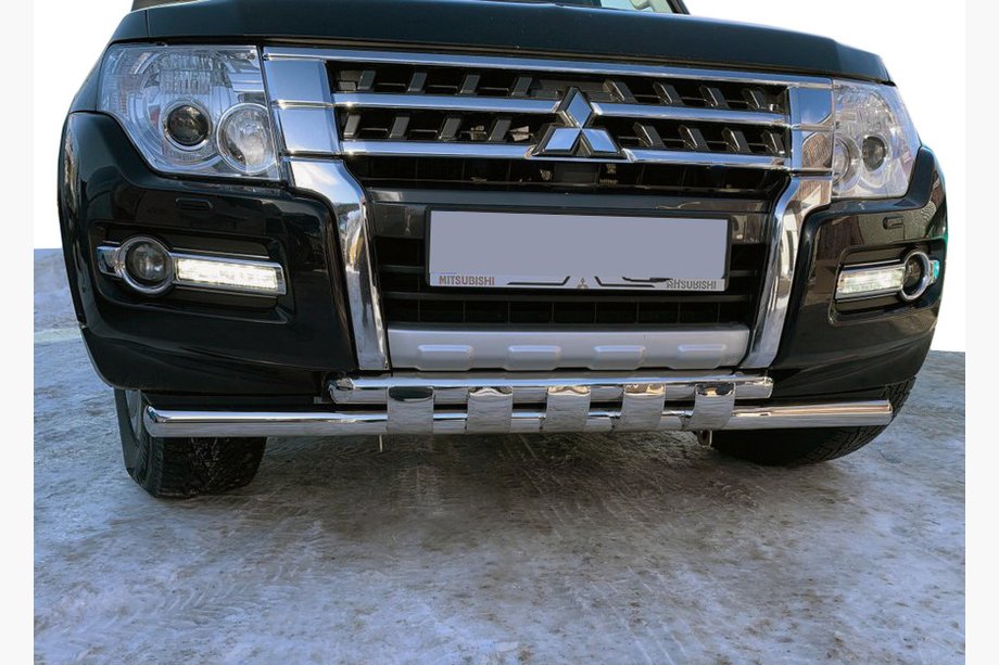 Mitsubishi Pajero Wagon IV 2006–2021 Frontbåge ST015 (rostfritt) Image