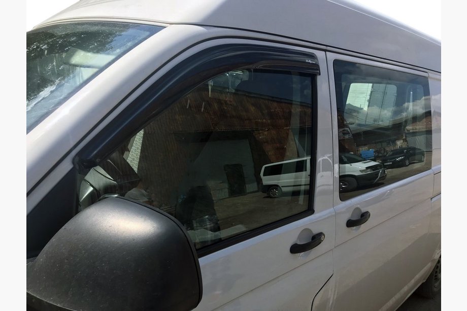 Volkswagen T5 Transporter 2003–2010 Vindavvisare för sidorutor (2 st, MyRacing) Image