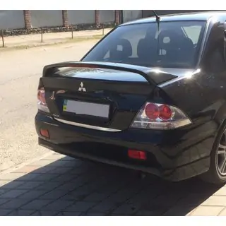 Kromlist till baklucka (rostfritt stål) Mitsubishi Lancer 9 2004–2008 foto 1