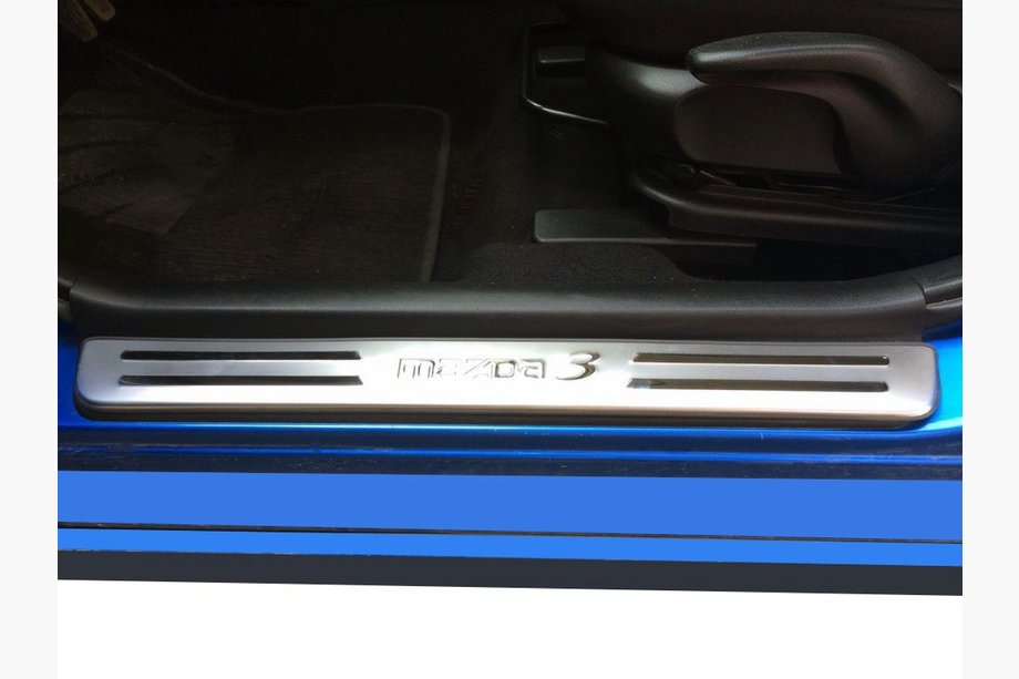 Mazda 3 2003–2009 Libao tröskelskydd (4 st, rostfritt stål) Image