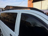 Mercedes Viano 2004–2014 Svarta takrails ELITE (plastfot) Kort hjulbas (Short, Compact) foto 11