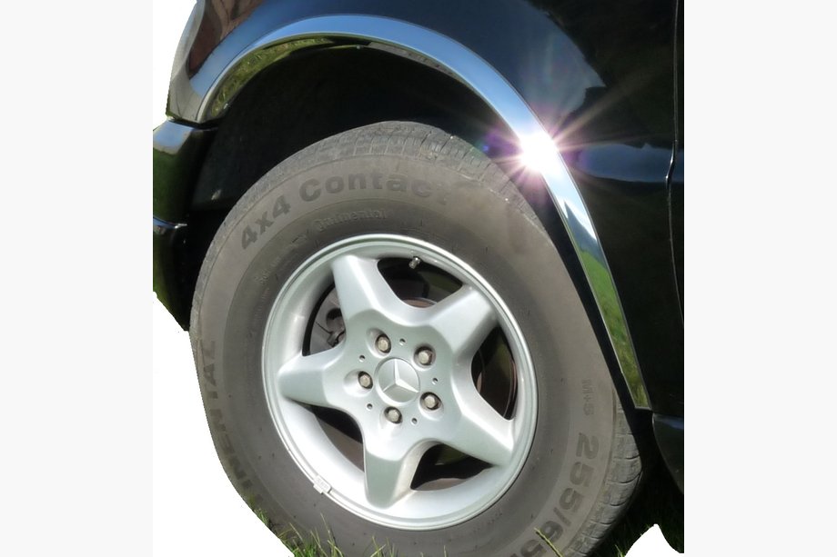 Mercedes ML W163 1997–2005 Hjulhuslister (4 st, rostfritt stål) Image