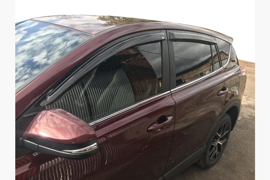 Toyota Rav 4 2013–2018 Vindavvisare (4 st, EGR) Image