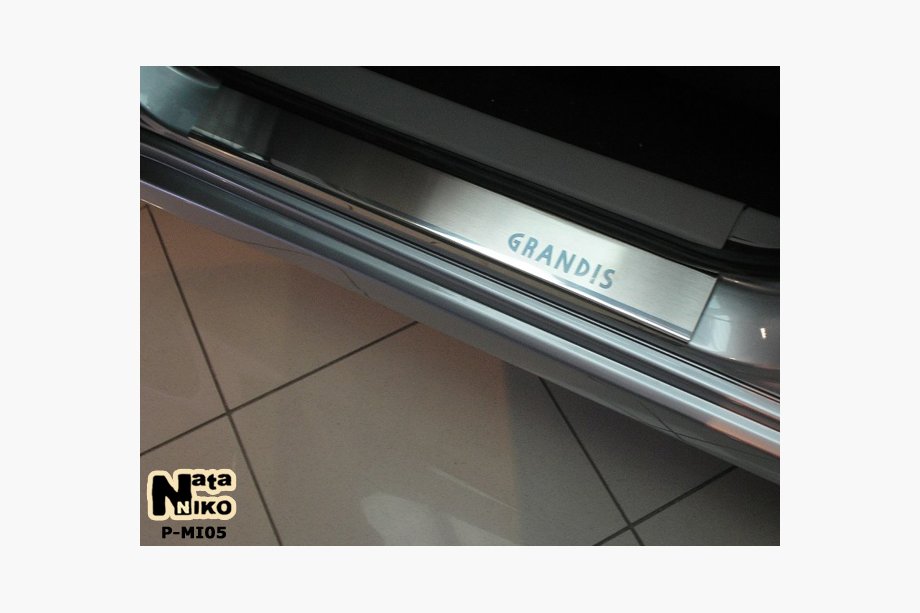 Mitsubishi Grandis 2003–2011 Instegslister Nataniko (2 st, rostfritt stål) Premium - 3M tejp, 0,8 mm Image