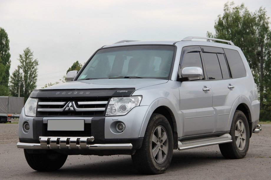 Mitsubishi Pajero Wagon III 1999–2006 Frontbåge ST015 (rostfritt) Image
