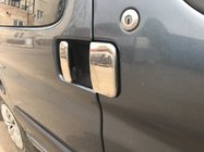 Citroen Berlingo 1996–2008 Dörrhandtagskåpor i rostfritt stål Två framdörrar, en skjutdörr foto 6