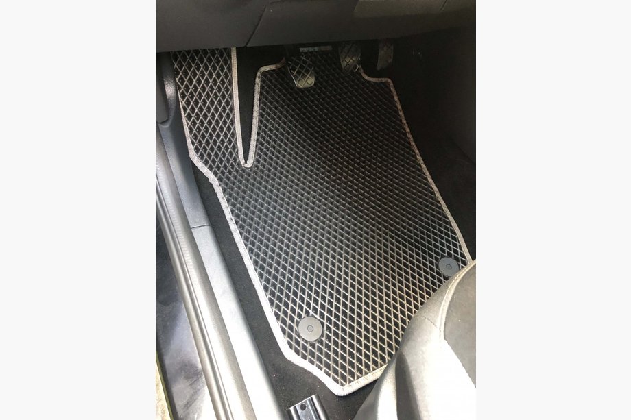 Skoda Fabia 2014–2021 EVA bilmattor (svarta) Image