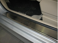 Nissan Tiida 2004–2011 Instegslister Nataniko (4 st, rostfritt stål) Premium - 3M tejp, 0,8 mm foto 1