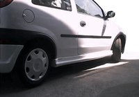 Opel Corsa C 2000–2006 Sidokjolar (för lackering) foto 1