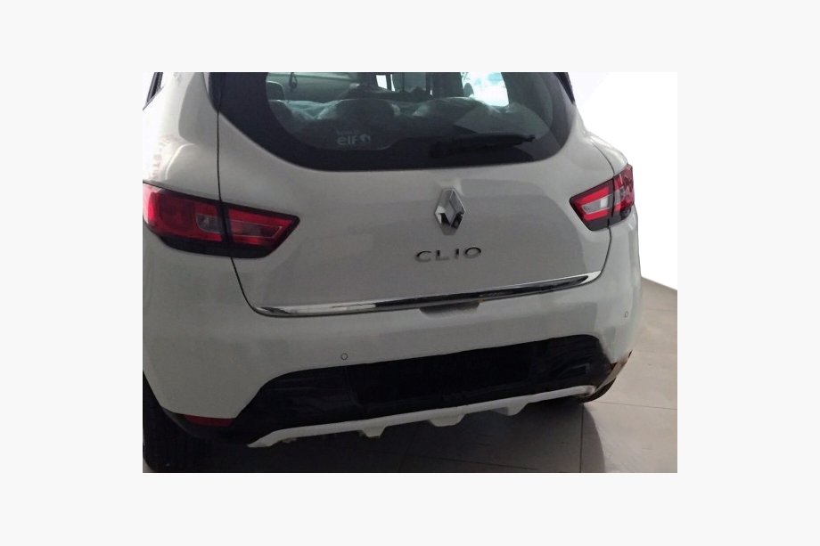 Renault Clio IV 2012–2019 Bakre stötfångaröverlägg (för lackering) Image
