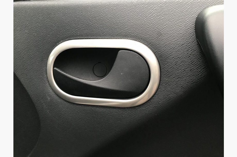 Mercedes Citan 2013–2021 Inramning till invändiga dörrhandtag (2 st, rostfritt stål) Image