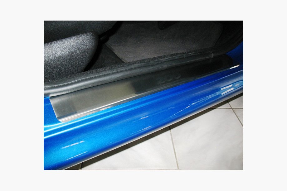 Peugeot 206 1998–2024 Natanika Premium instegsskydd (4 st, rostfritt stål) Image