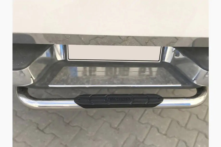 Toyota Hilux 2015– Bakre skyddsbåge Omsa (rostfritt stål) Image