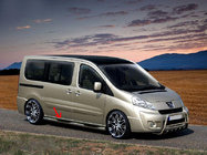 Fiat Scudo 2007–2015 Sidorör BB002 (2 st, rostfritt) 60 mm, kort hjulbas foto 2