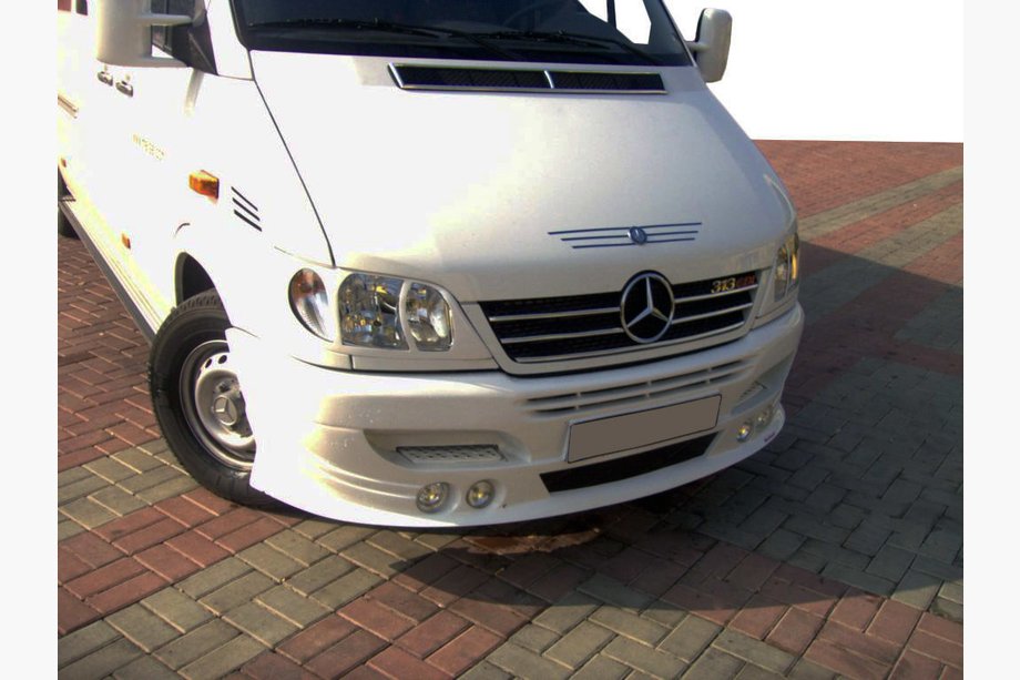 Mercedes Sprinter W901/902/903/904/905 1995–2006 Frontstötfångarlist för 4 strålkastare (CDI, för lackering) Foto 2