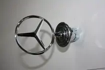 Mercedes S-сlass W221 2005–2013 Motorhuvornament Mercedes 221 foto 1