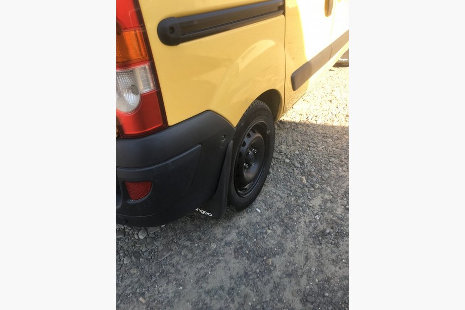Renault Kangoo 1998–2008 Premium stänkskydd (Turkiet) Foto 2
