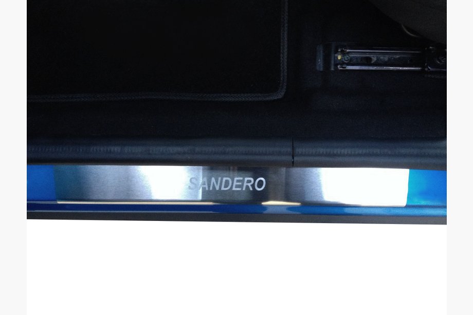 Renault Sandero 2013–2022 Instegslister Nataniko (4 st, rostfritt stål) Standard – Lohmann monteringstejp, 0,5 mm Image