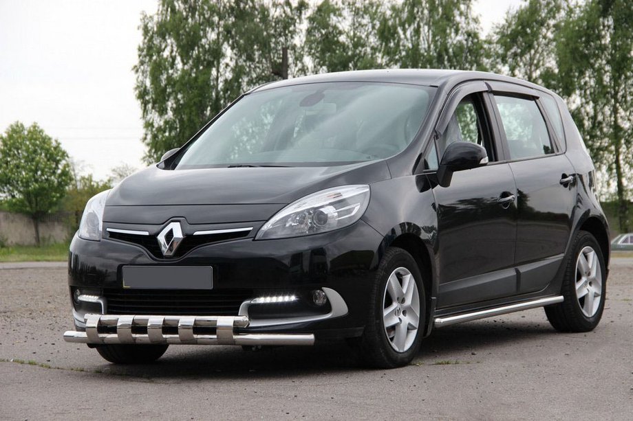 Renault Scenic/Grand 2009–2016 Frontbåge ST015 (rostfritt stål) Image