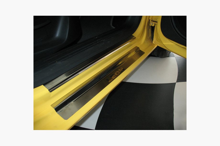 Seat Leon 2005–2012 Instegslister Nataniko (8 st, rostfritt) Premium - 3M tejp, 0,8 mm Image