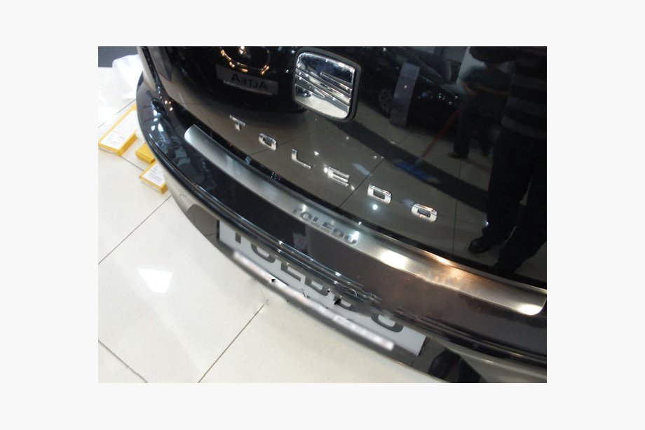Seat Toledo 2005–2012 Bakre stötfångarskydd Nataniko (rostfritt stål) Image