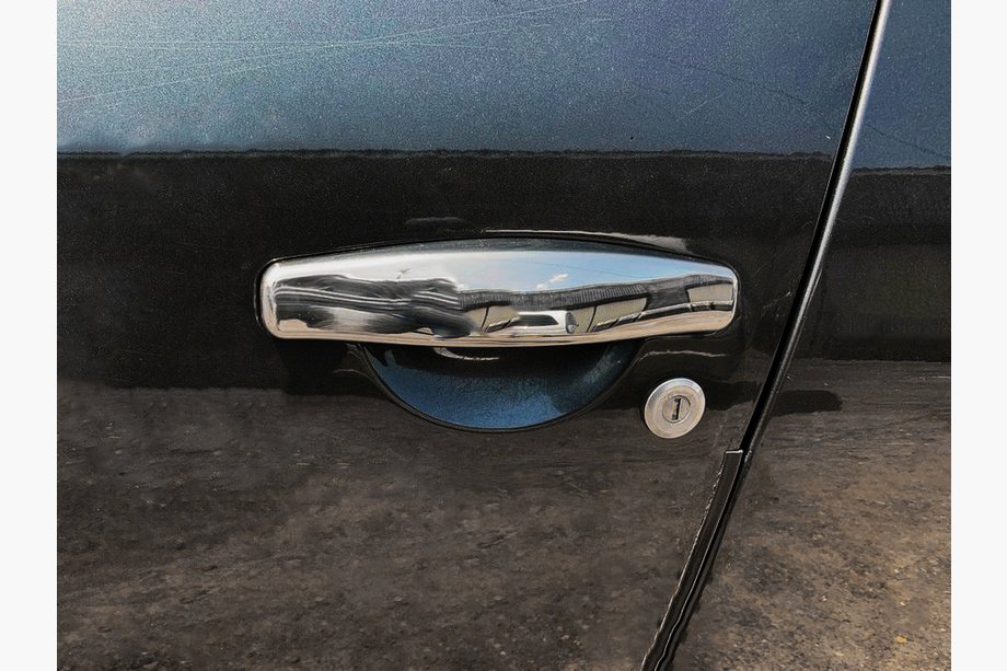 Dacia Sandero 2007–2013 Dörrhandtagskåpor (4 st, rostfritt stål) Carmos – turkiskt rostfritt stål Image