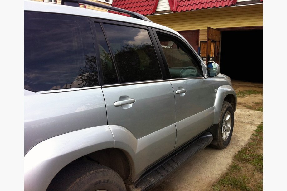 Toyota Land Cruiser Prado 120 2002–2009 Yttre fönsterlister (6 st, rostfritt stål) Foto 2