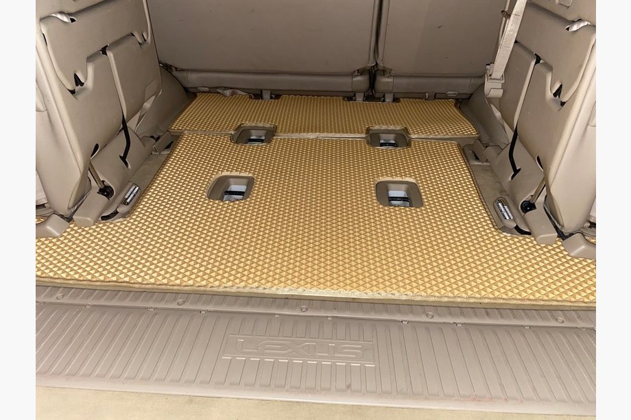 Toyota Land Cruiser 100 1998–2007 Bagagerumsmatta 2 st, beige (EVA, 7 säten) Image