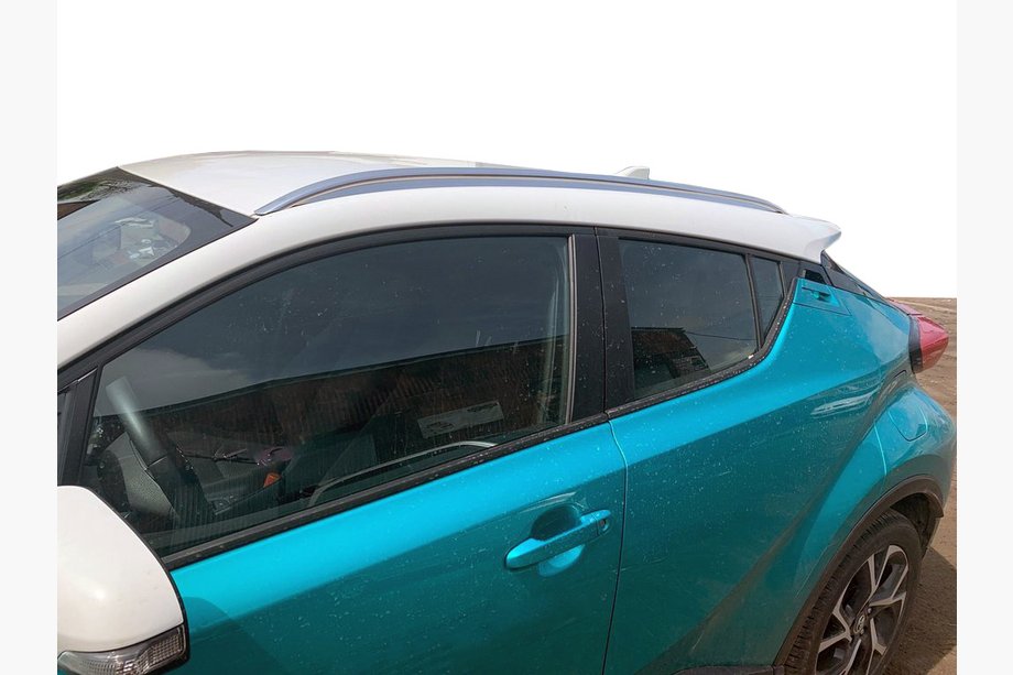 Toyota C-HR 2016–2023 Original takrails (2 st, aluminium) Image