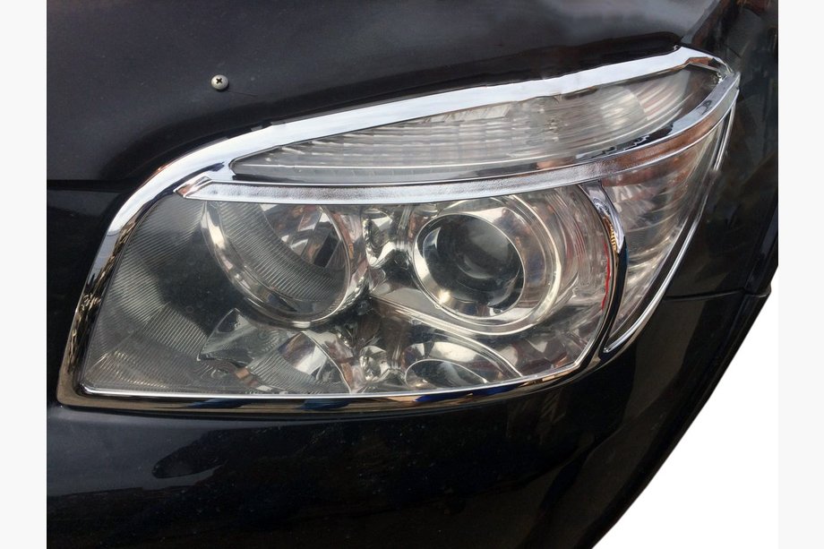 Toyota Rav 4 2006–2013 Strålkastarkåpor 2006-2009 (2 st, plast) Image