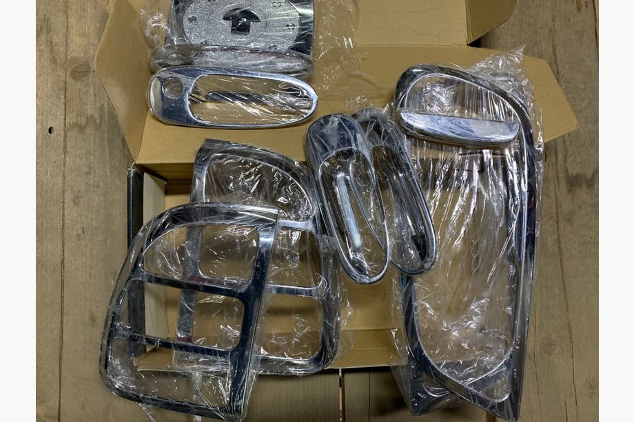 Toyota Rav 4 2001–2005 Krompaket (2003-2005) Image