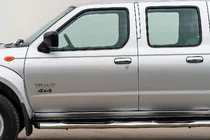 Nissan NP300 1999–2015 Dörrhandtagskåpor (4 st, rostfritt stål) foto 3