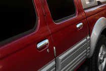 Nissan NP300 1999–2015 Dörrhandtagskåpor (4 st, rostfritt stål) foto 1