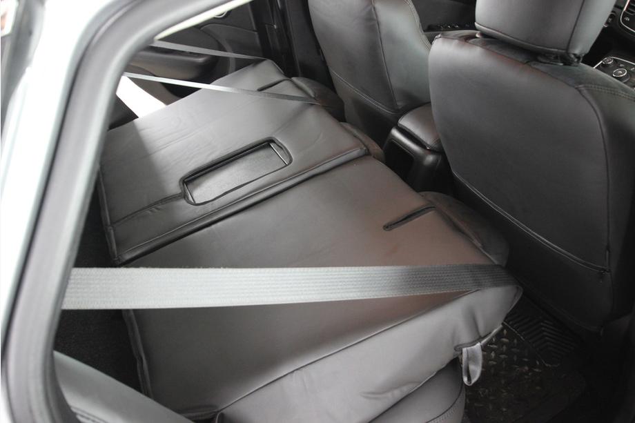 Chrysler 200 II 2014–2017 Sätesskydd i konstläder+tyg+Alcantara Antara A001 (komplett sats för hela kupén) Foto 11