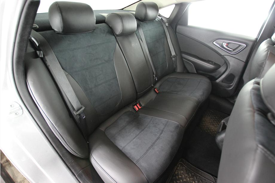Chrysler 200 II 2014–2017 Sätesskydd i konstläder+tyg+Alcantara Antara A001 (komplett sats för hela kupén) Foto 4